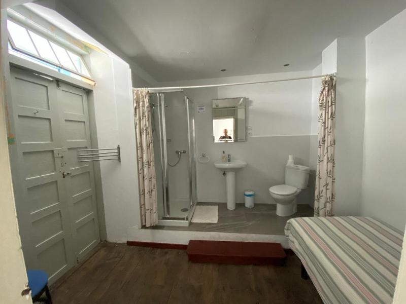 Double Room with Private Bathroom image 2