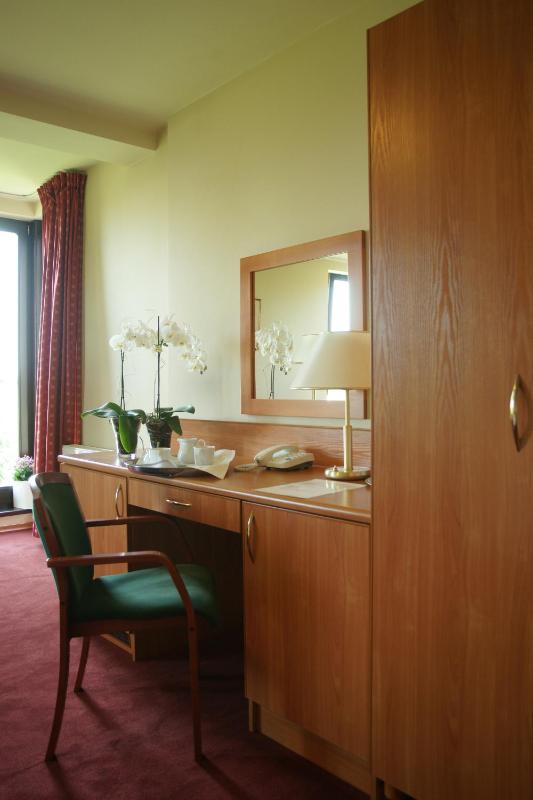 Triple Room image 2