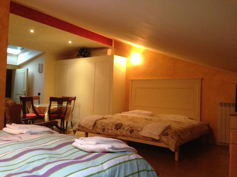 Quadruple Room image 3
