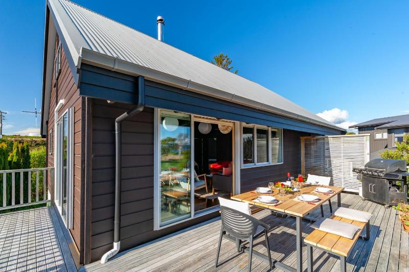 Chalet Mahuta - Five Mile Bay Holiday Home - image 29
