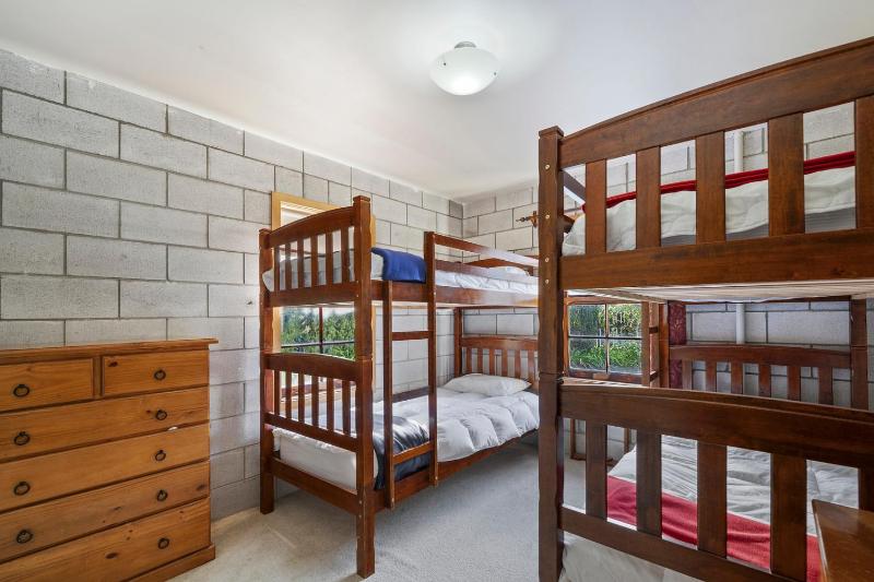 Chalet Mahuta - Five Mile Bay Holiday Home - image 14