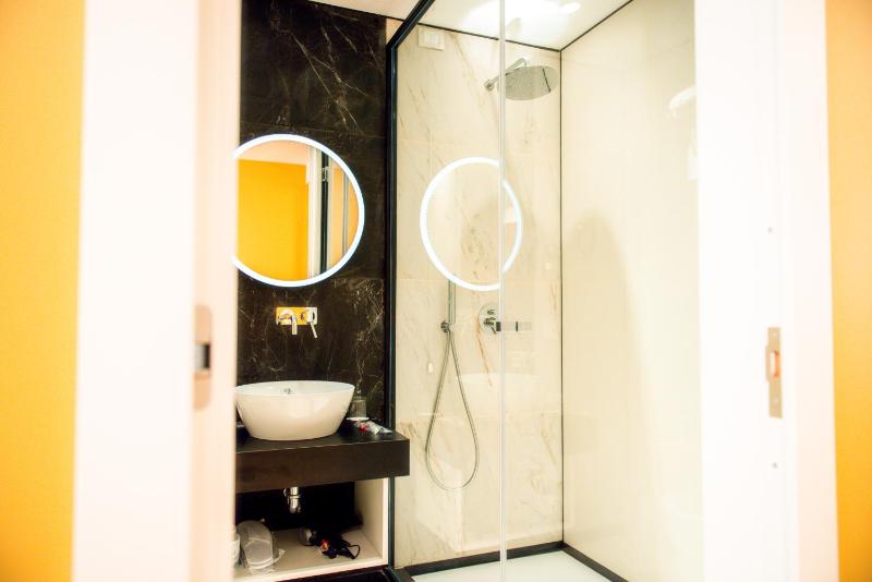 Boutique Centrale Palace - image 3