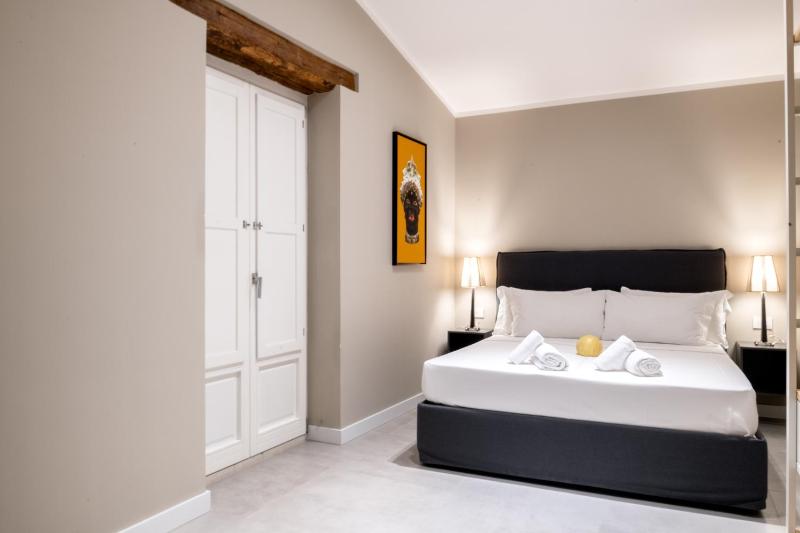 Deluxe Double Room image 3