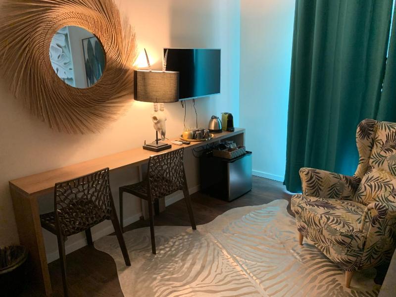 SUITE LAME 37 RENTAL ROOMs - image 12
