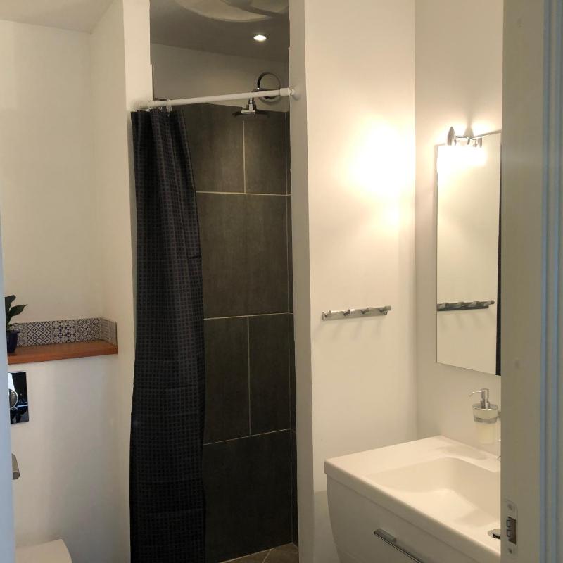 Double Room with Private Bathroom image 2
