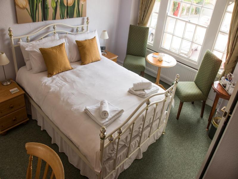 Superior Double Room image 1