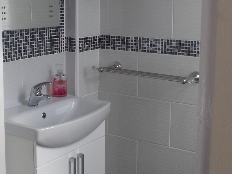 Double Room with Private Bathroom image 3