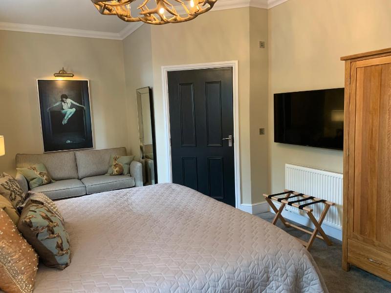 Superior Double or Twin Room image 2