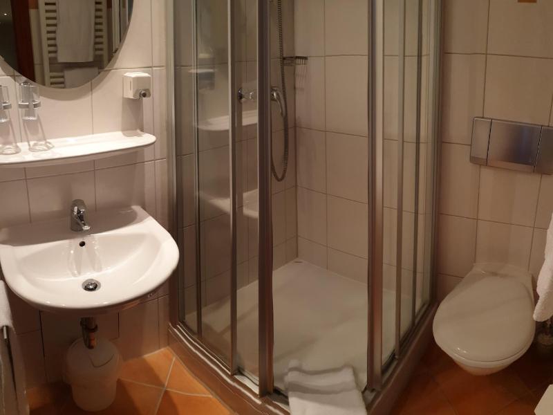 Economy Single Room image 2