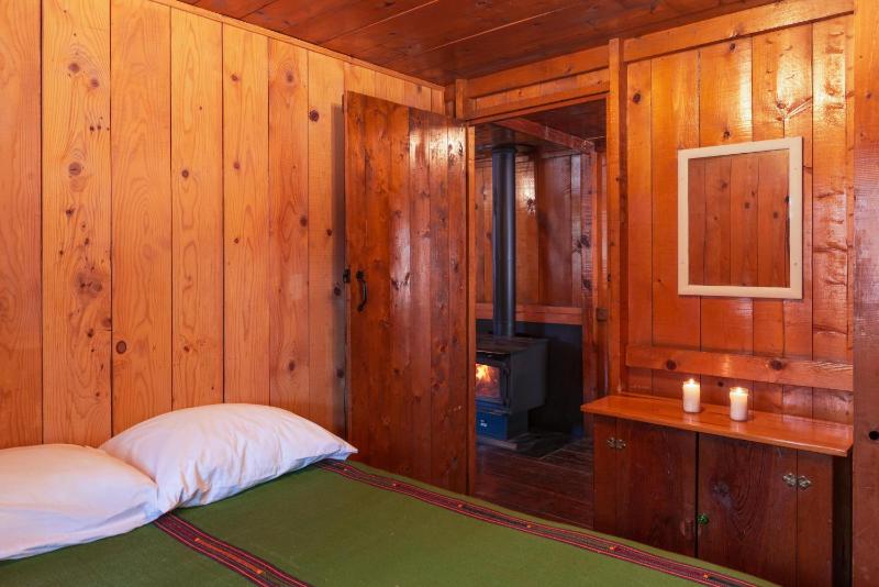 Deluxe Double Room image 4