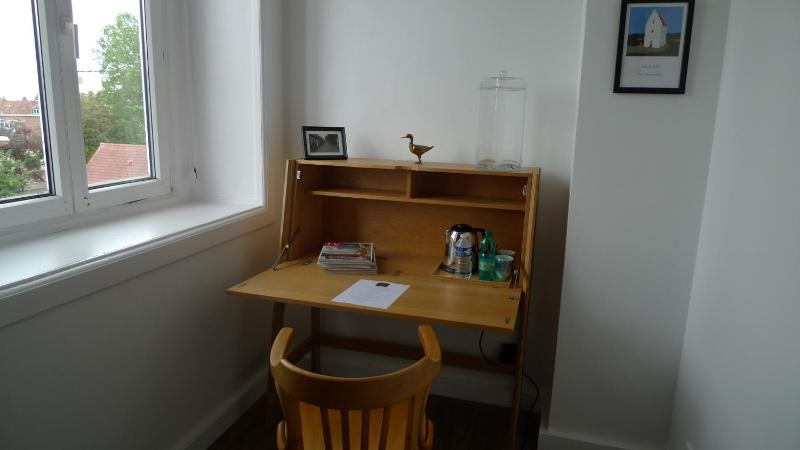 Deluxe Double Room with Shower image 4