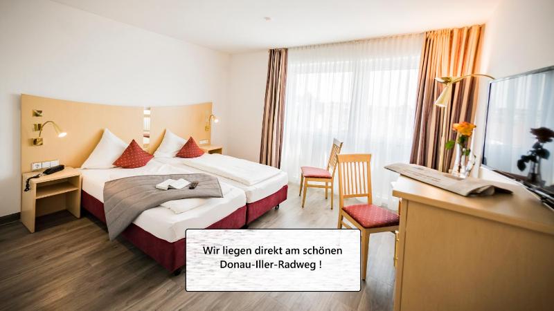 Double Room image 1
