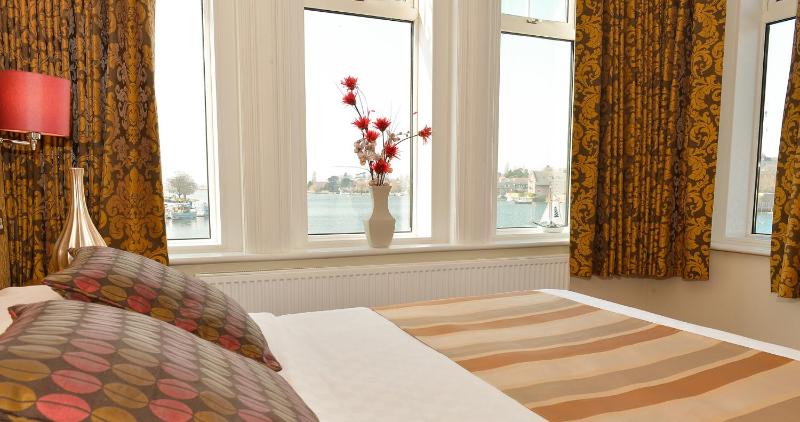 Deluxe Double Room with View image 1