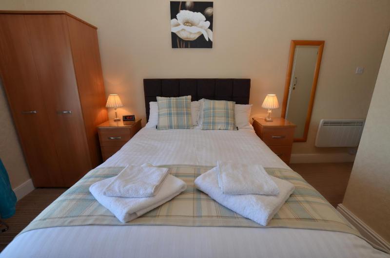 Superior Double Room image 4