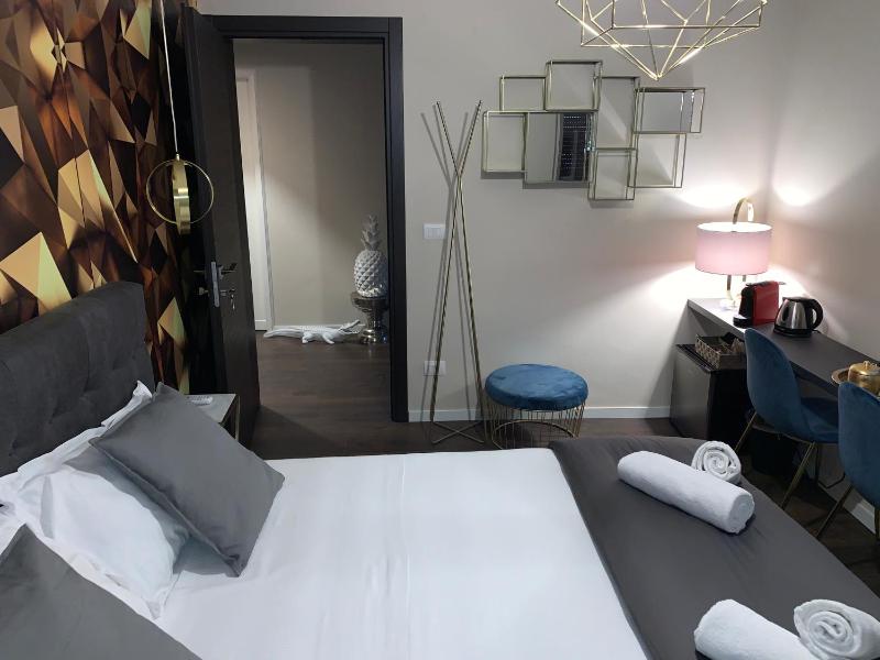 SUITE LAME 37 RENTAL ROOMs - image 9