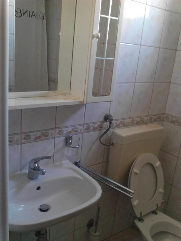 Two-Bedroom Apartment with Balcony and Sea View image 2
