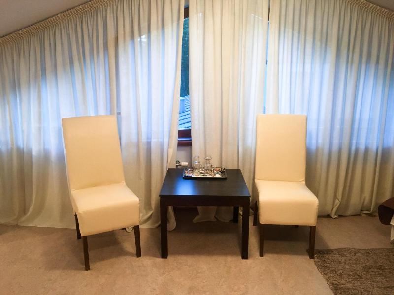 Superior Double Room image 4