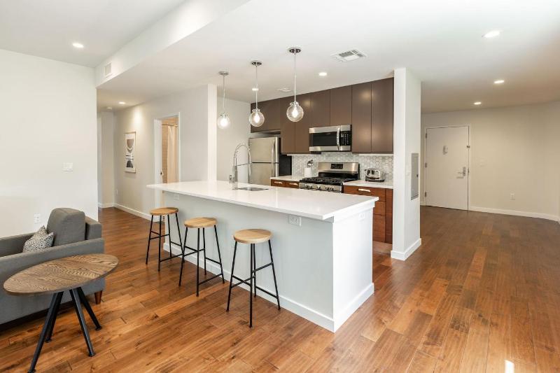 Apartment image 4