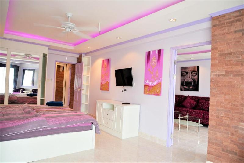 Luxury apartment Jomtien beach condominium S1 Pattaya 3rd floor - image 2