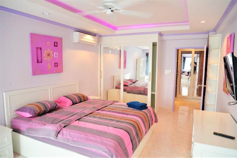 Luxury apartment Jomtien beach condominium S1 Pattaya 3rd floor - image 18