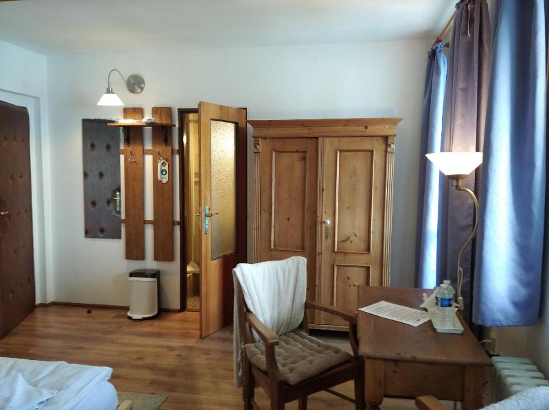 Superior Double Room image 3