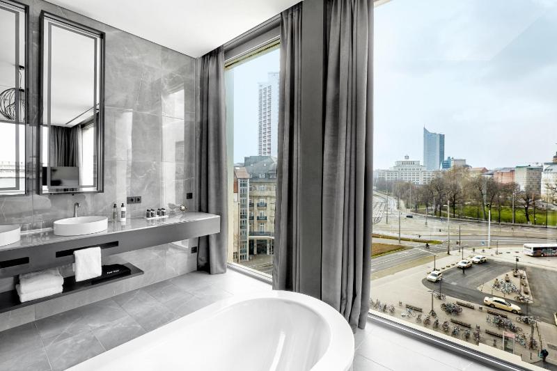 Suite image 2