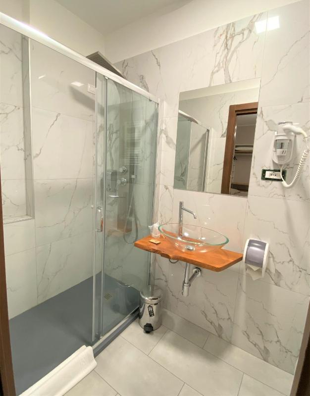 Triple Room image 3