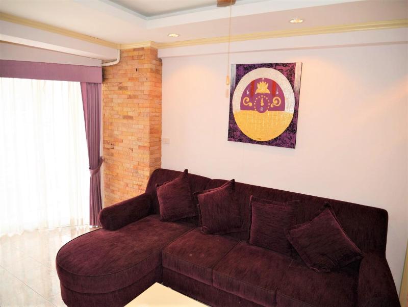 Jomtien beach condo 4th floor modern apartment - image 12