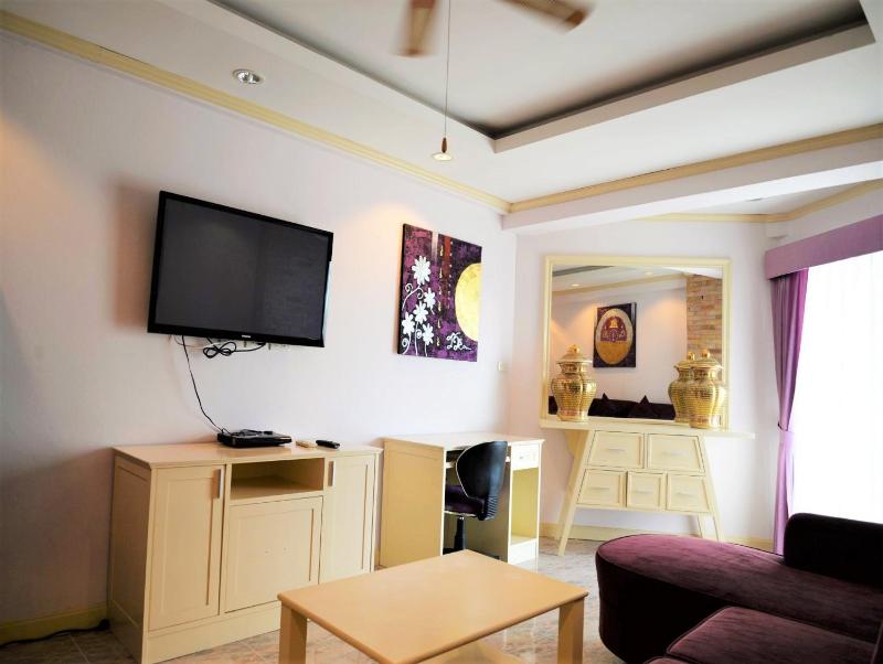 Jomtien beach condo 4th floor modern apartment - image 23