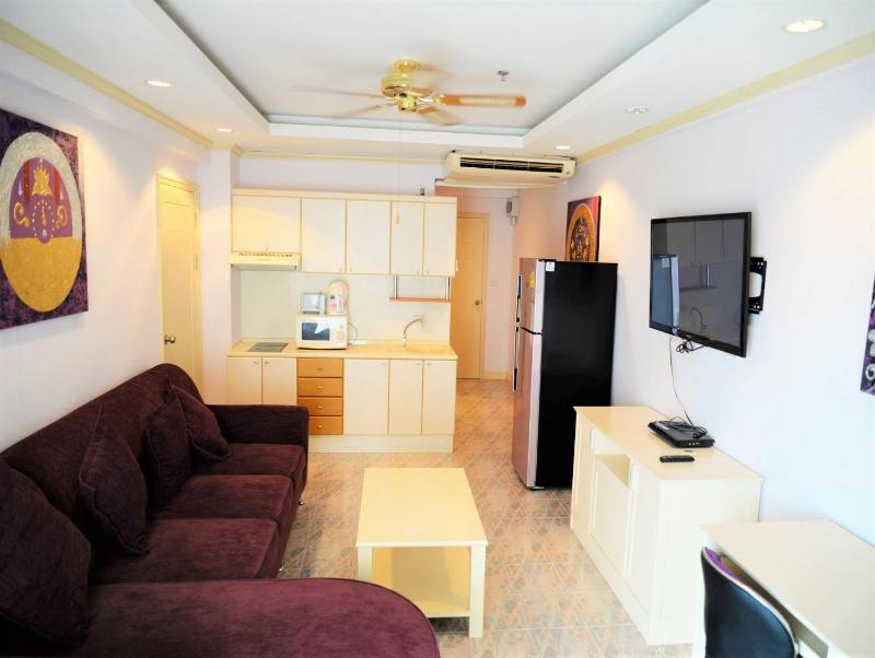 Jomtien beach condo 4th floor modern apartment - image 24