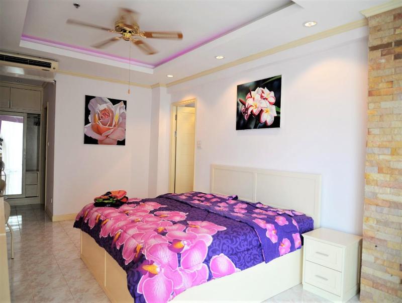 Jomtien beach condo 4th floor modern apartment - image 17