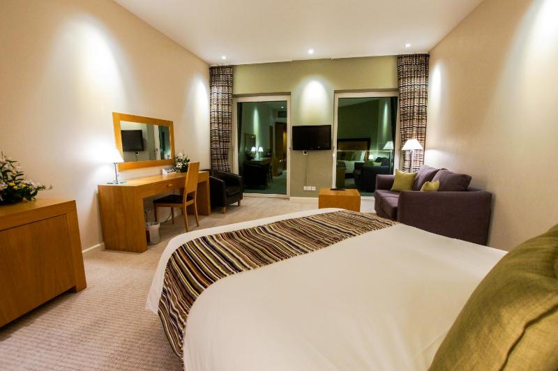 Spa Room with Balcony image 3