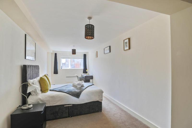 UR STAY Apartments Leicester - image 2