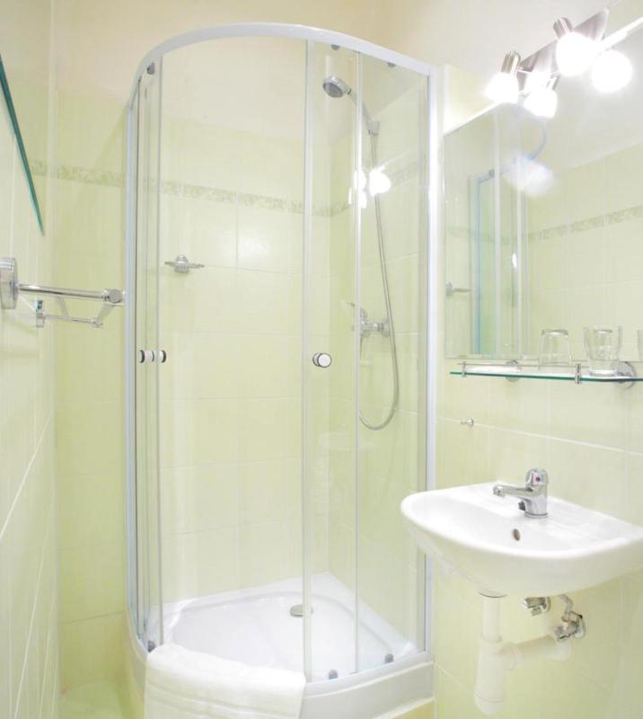 Large Two-Bedroom Apartment image 2