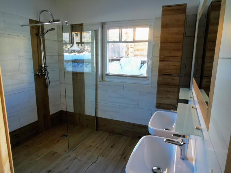 Three-Bedroom House image 4