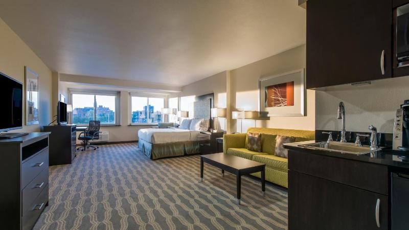 Holiday Inn Express & Suites Colorado Springs Central By IHG - image 31