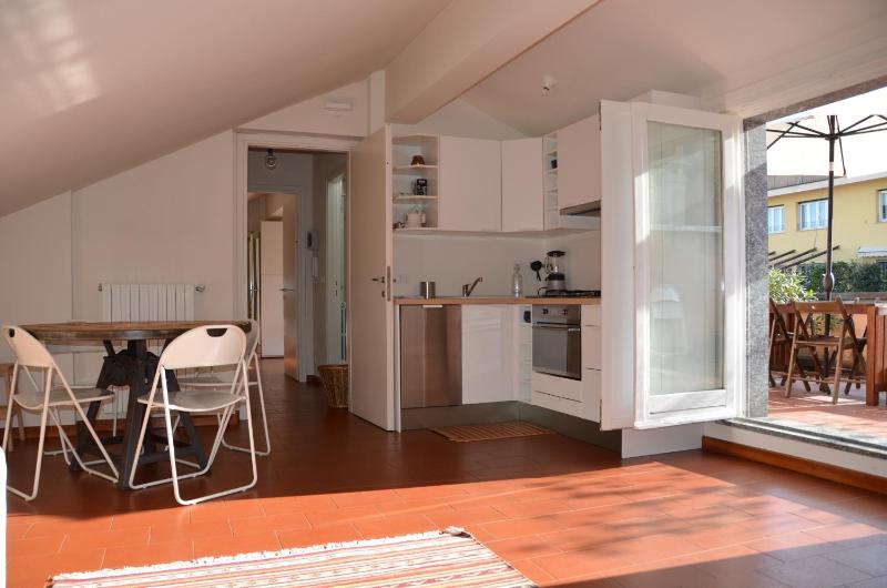 One-Bedroom Apartment with Terrace - Attic image 4