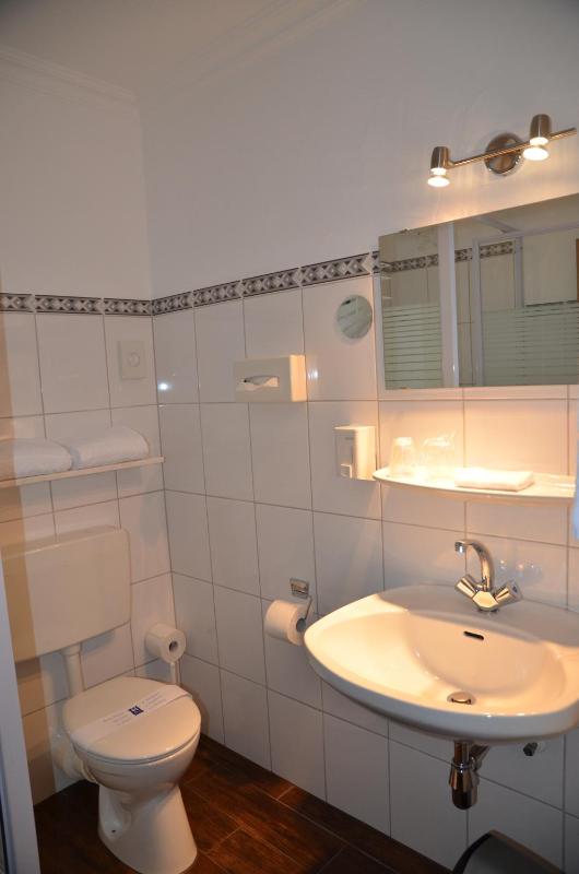 Standard Single Room image 1