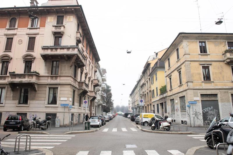 One-Bedroom Apartment image 3