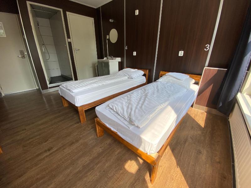 Hostel Utopia - image 4