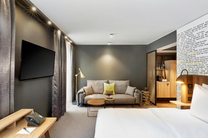Hyperion Hotel Leipzig - image 2