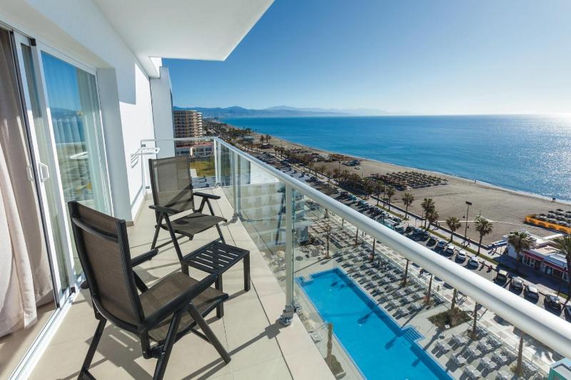 Junior Suite with Sea View image 3