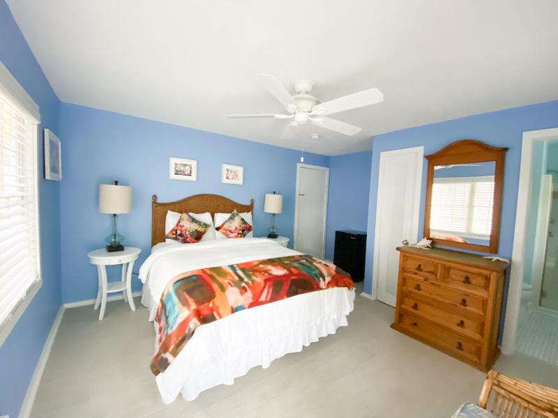 Authors Key West Guesthouse - image 36