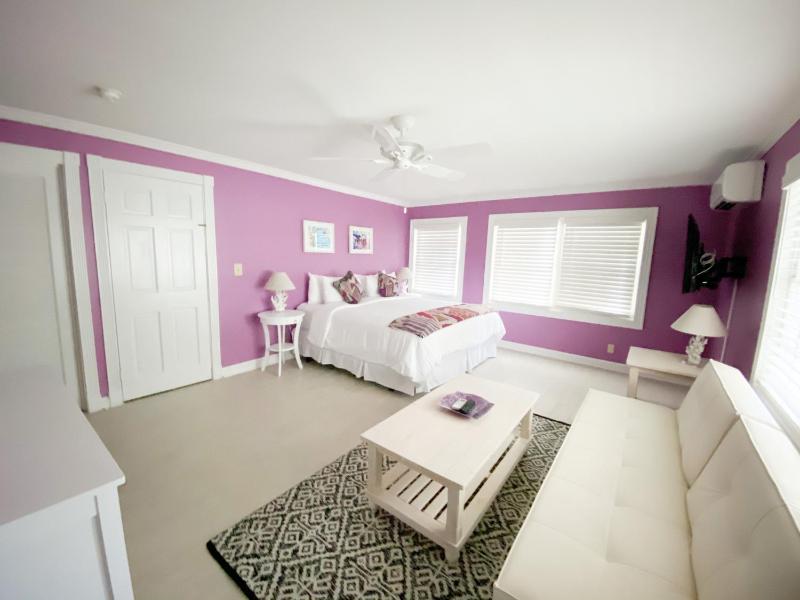 Authors Key West Guesthouse - image 20