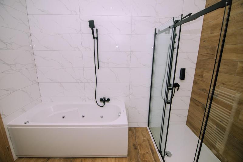 Superior Apartment image 2