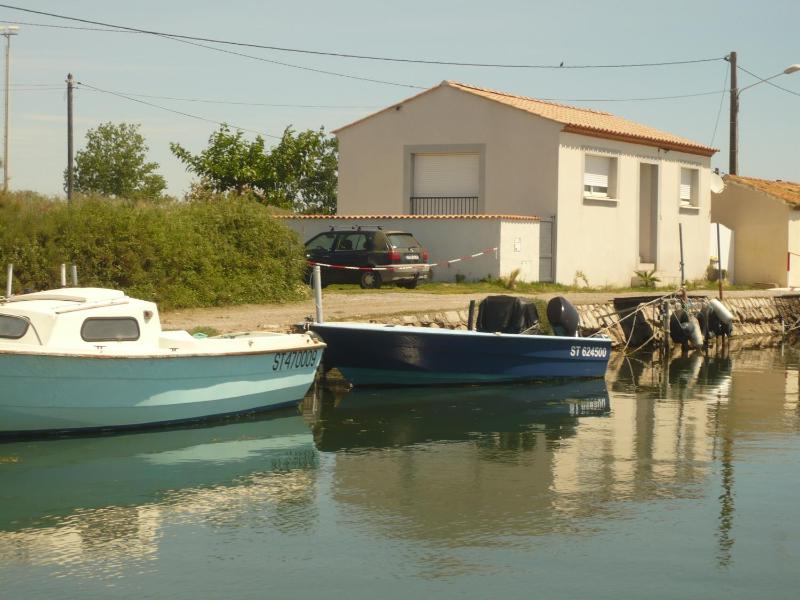 La petite maison au bord du canal T2 - 3étoiles - Images