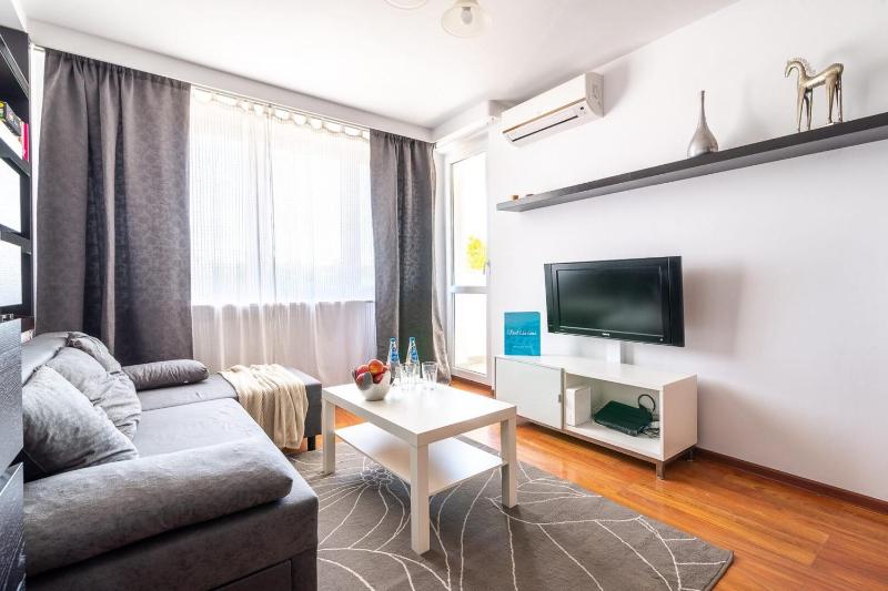 Apartment image 2