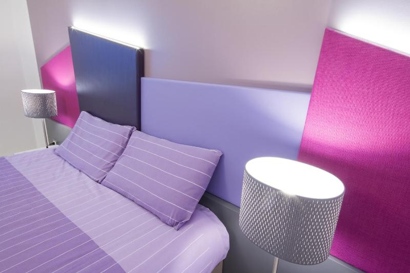 Double or Twin Room with Private Bathroom image 2