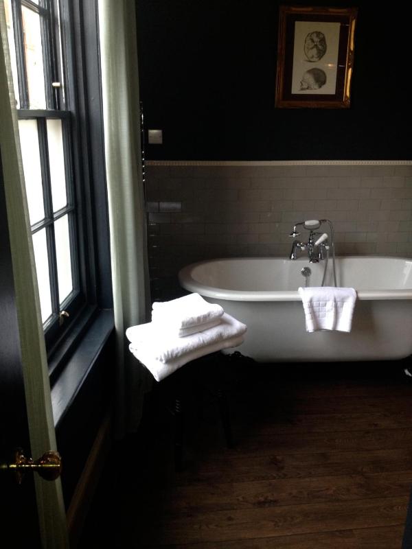 Executive Double Room image 3