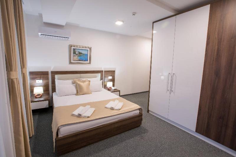 Room #190919504 image 2